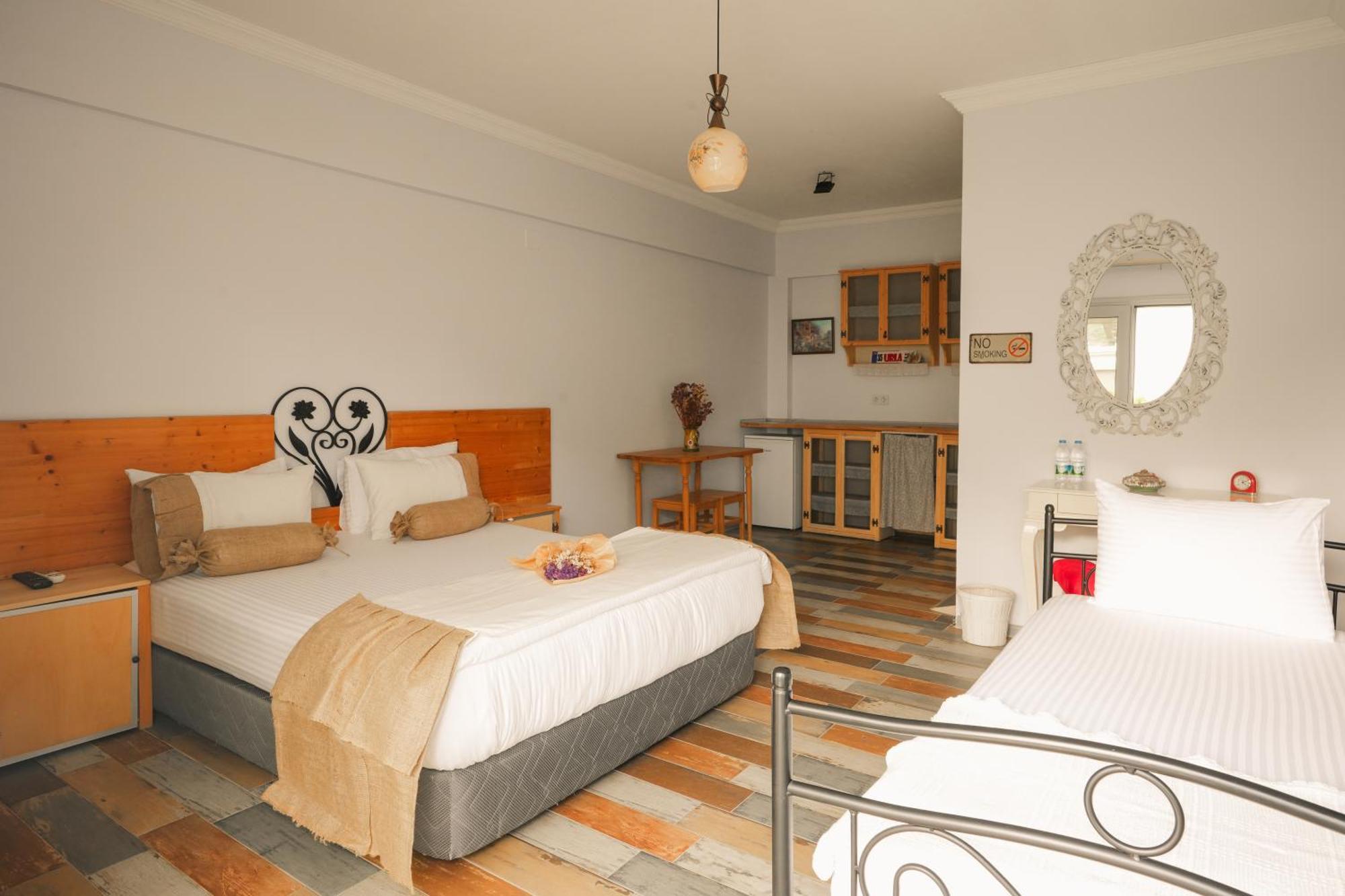 La Vida Otel Urla Buitenkant foto